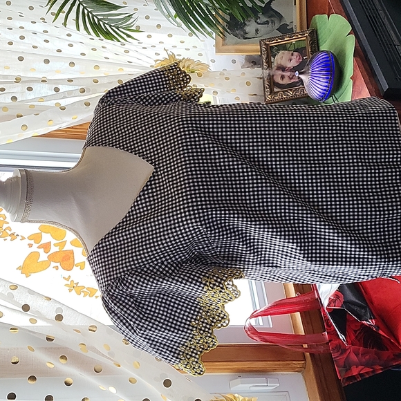 Ann Taylor Tops - Ann Taylor cotton top